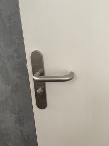 Door Handle - Locking (Product Code: 01020011 Altor 6210148)